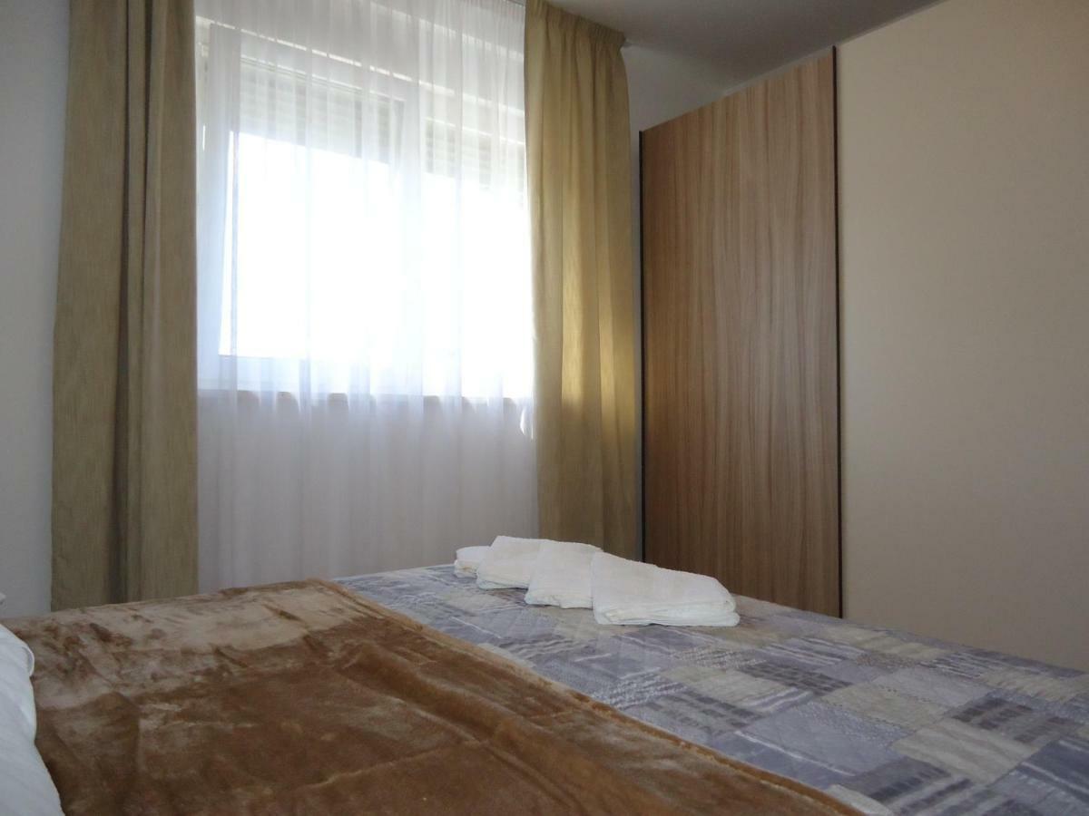 מאלינסקה Apartment Pipe מראה חיצוני תמונה